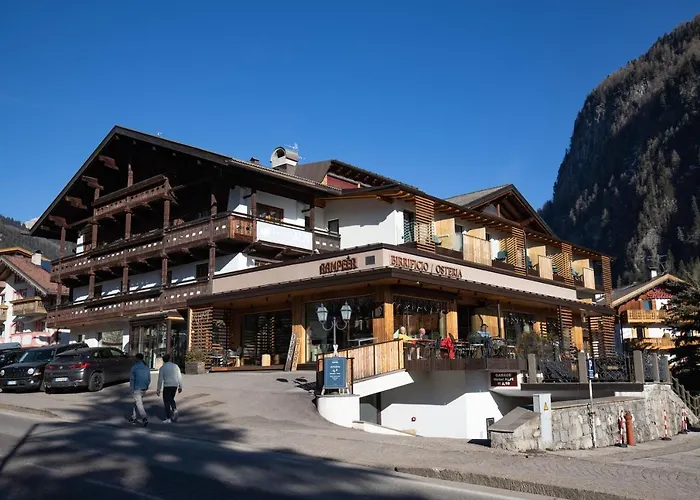 Hotel Alpi Campitello di Fassa